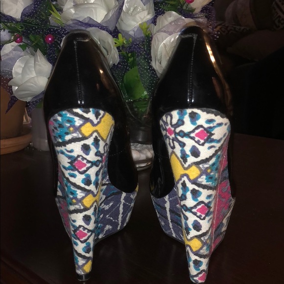 Steve Madden Wedges - Picture 3 of 8